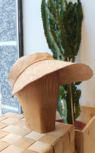 Lataa kuva Galleria-katseluun, Laila -aurinkolippa